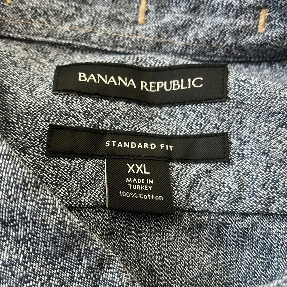 Banana Republic men’s Blue mid weight flap pockets cotton button down shirt XXL